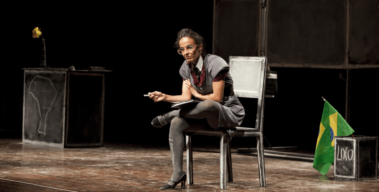 Apareceu a Margarida _ Cia Flores de Jorge _ Foto: Daniel Protzner